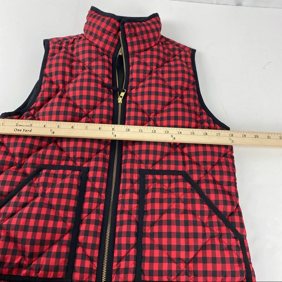 J Crew Down Quilted Puffer Vest Jacket Red Black Buffalo Plaid Womens Size Small - Picture 8 of 8